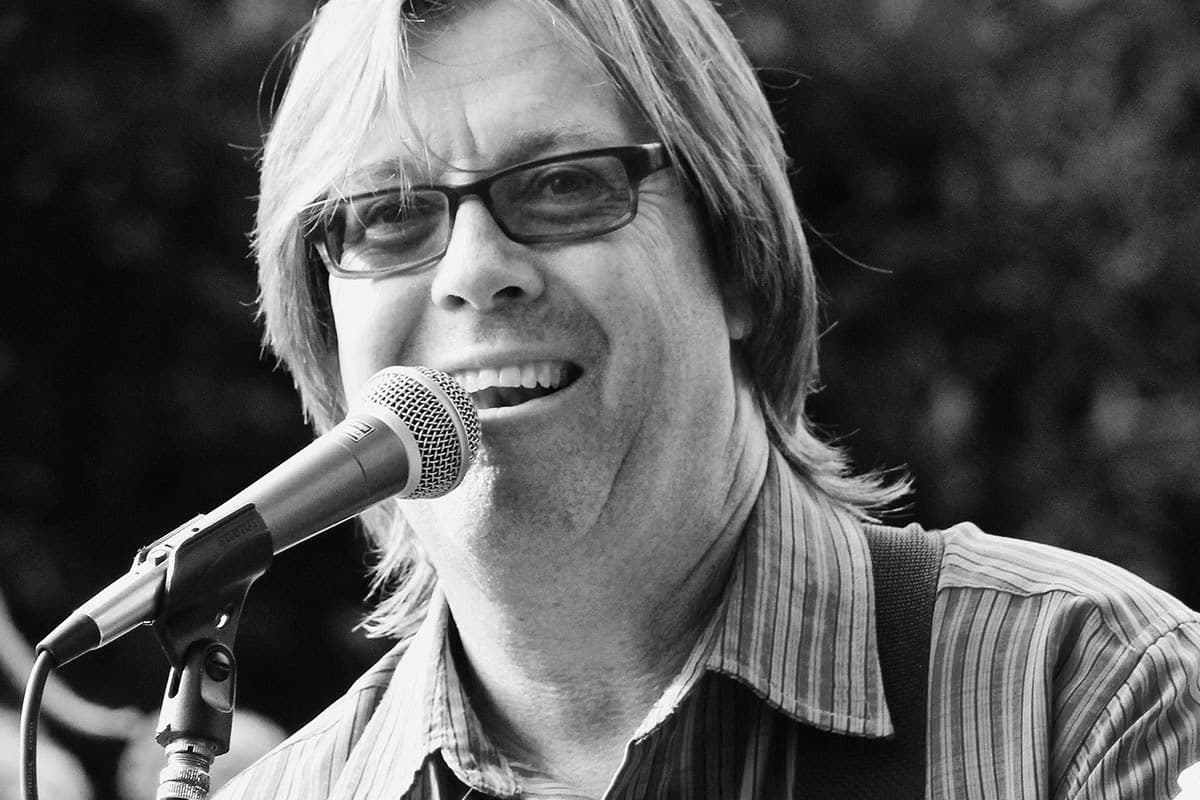 Andrew London Music Performer 