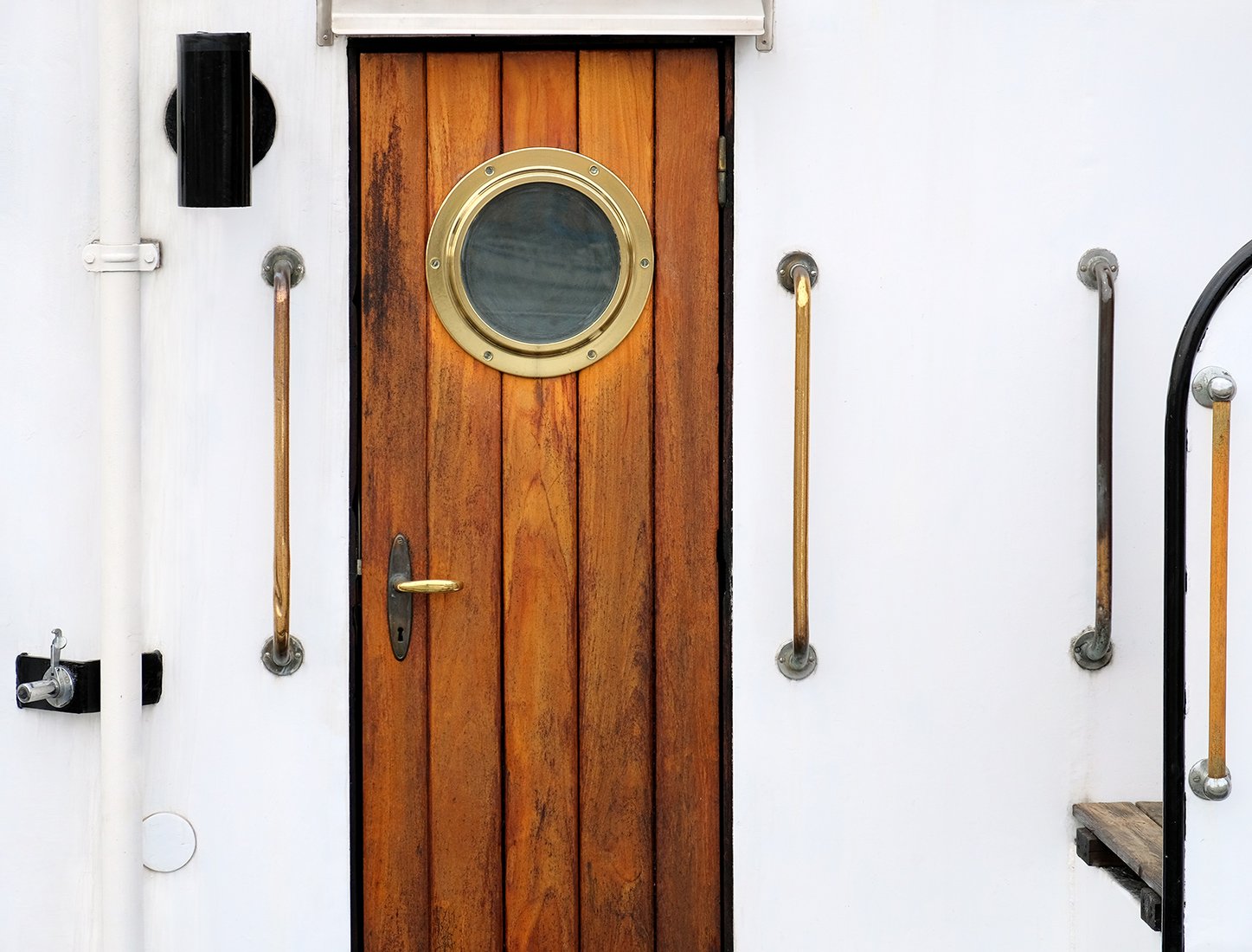 marine window replacement auckland