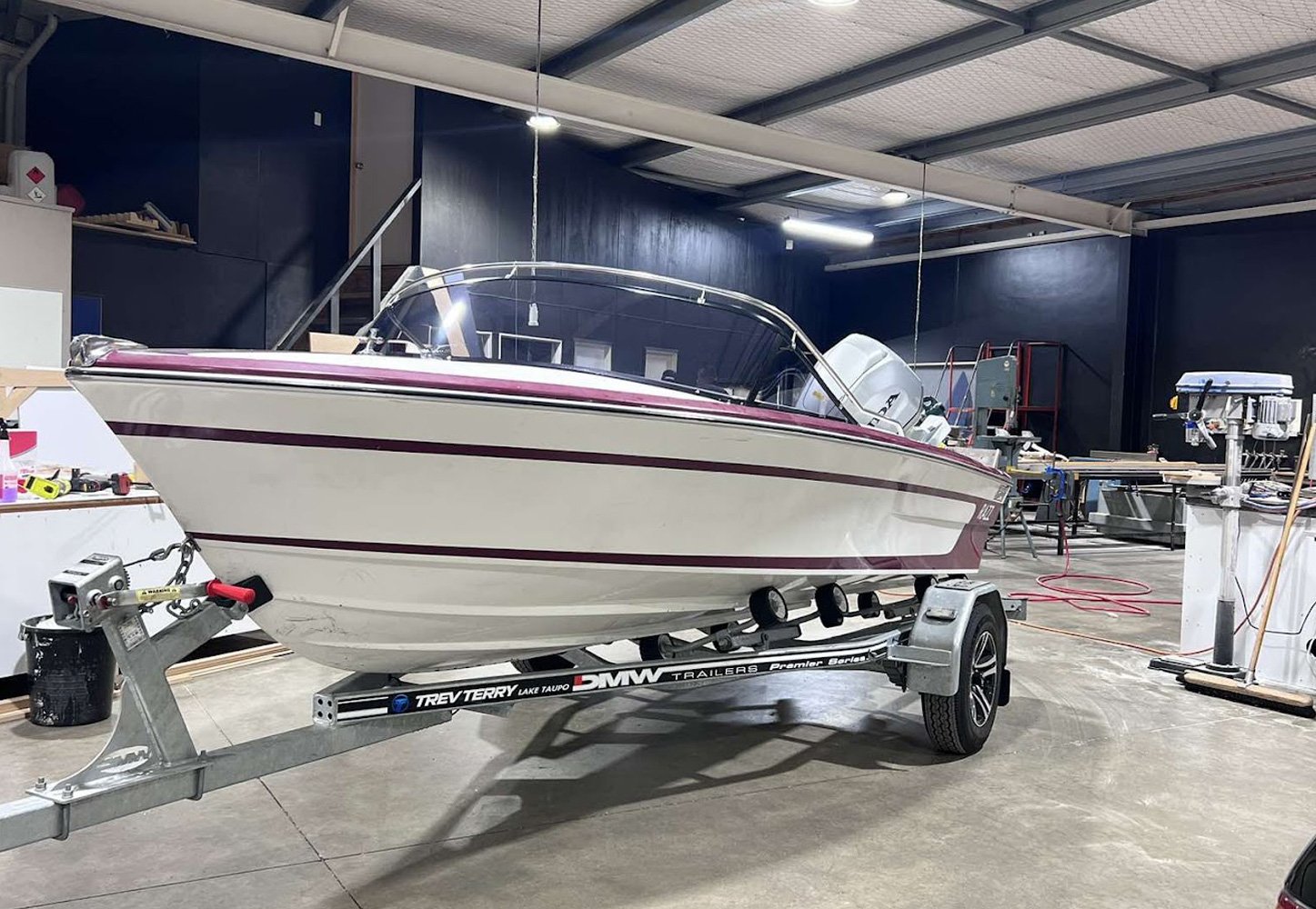 yacht window replacement auckland