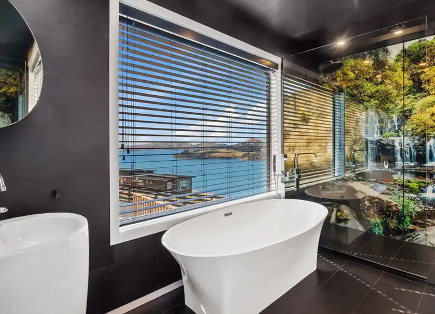 Plumbing repairs page link