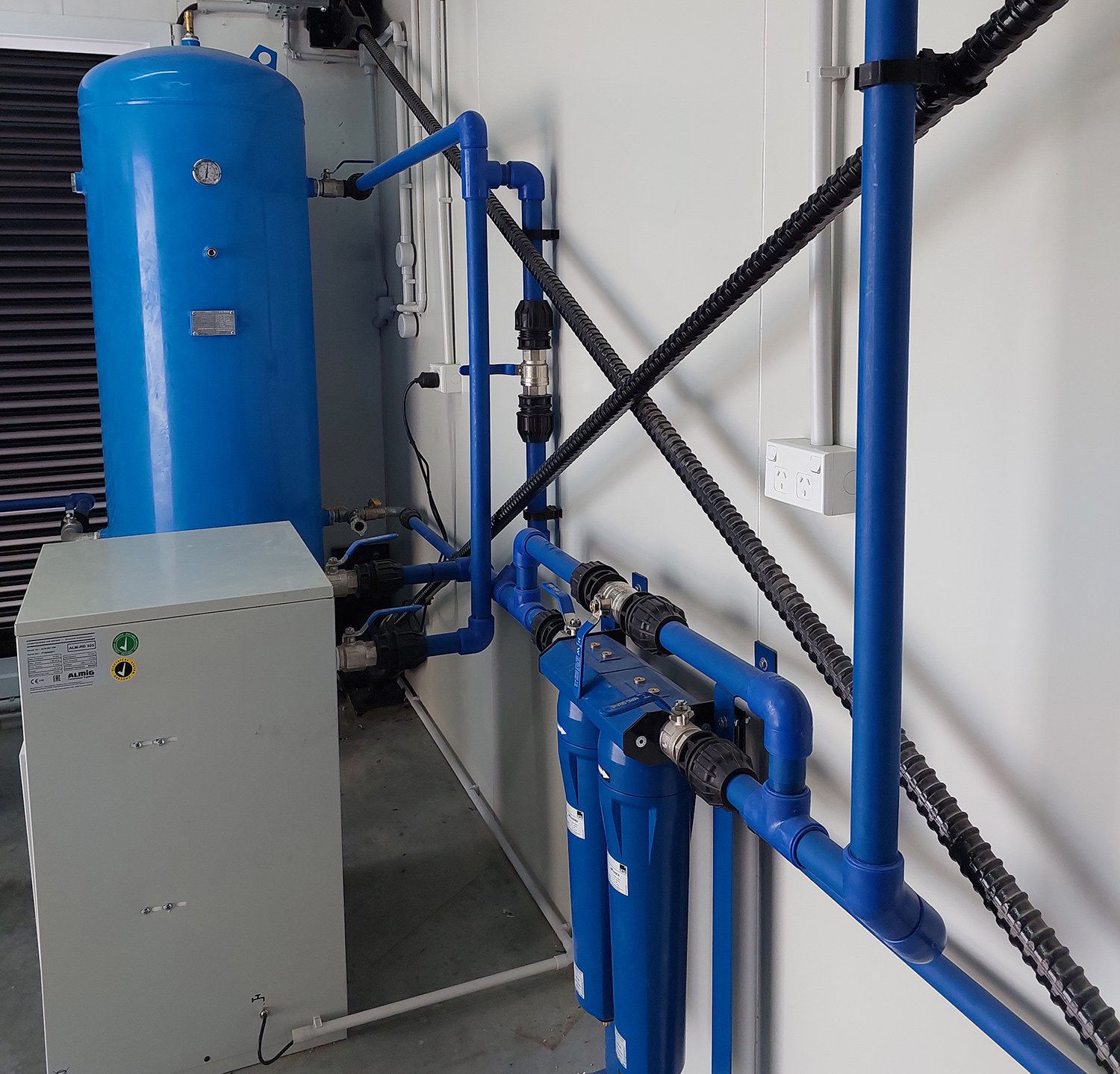 electric air compressor