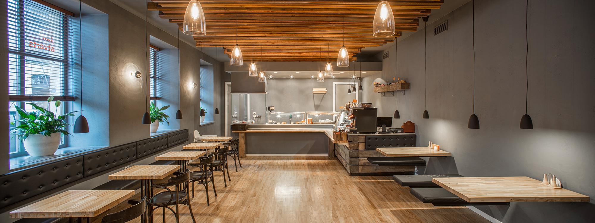 Links to Commercial Builds page