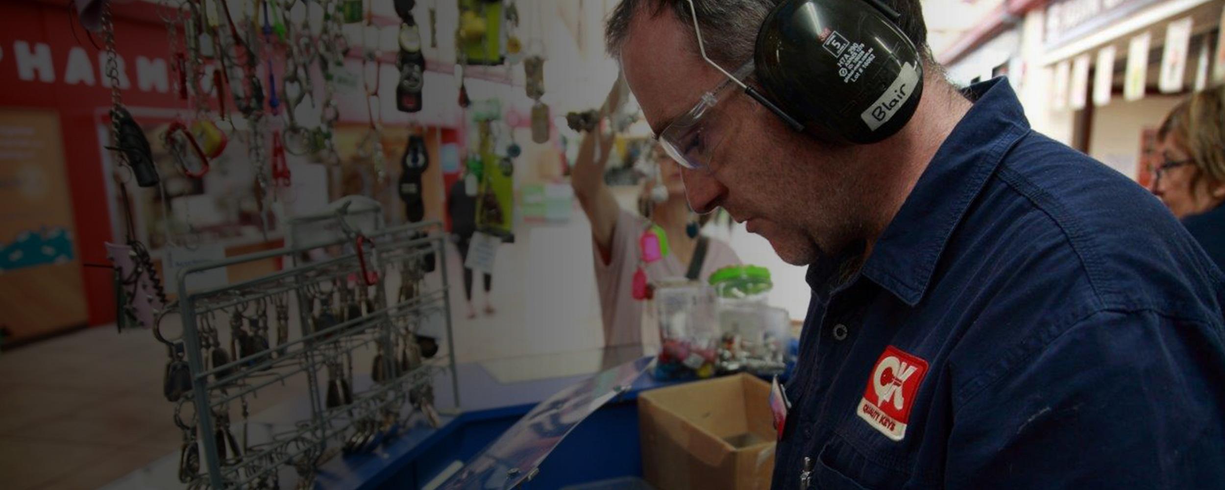 Quality Keys Keys Cut While You Wait - Levin Mall