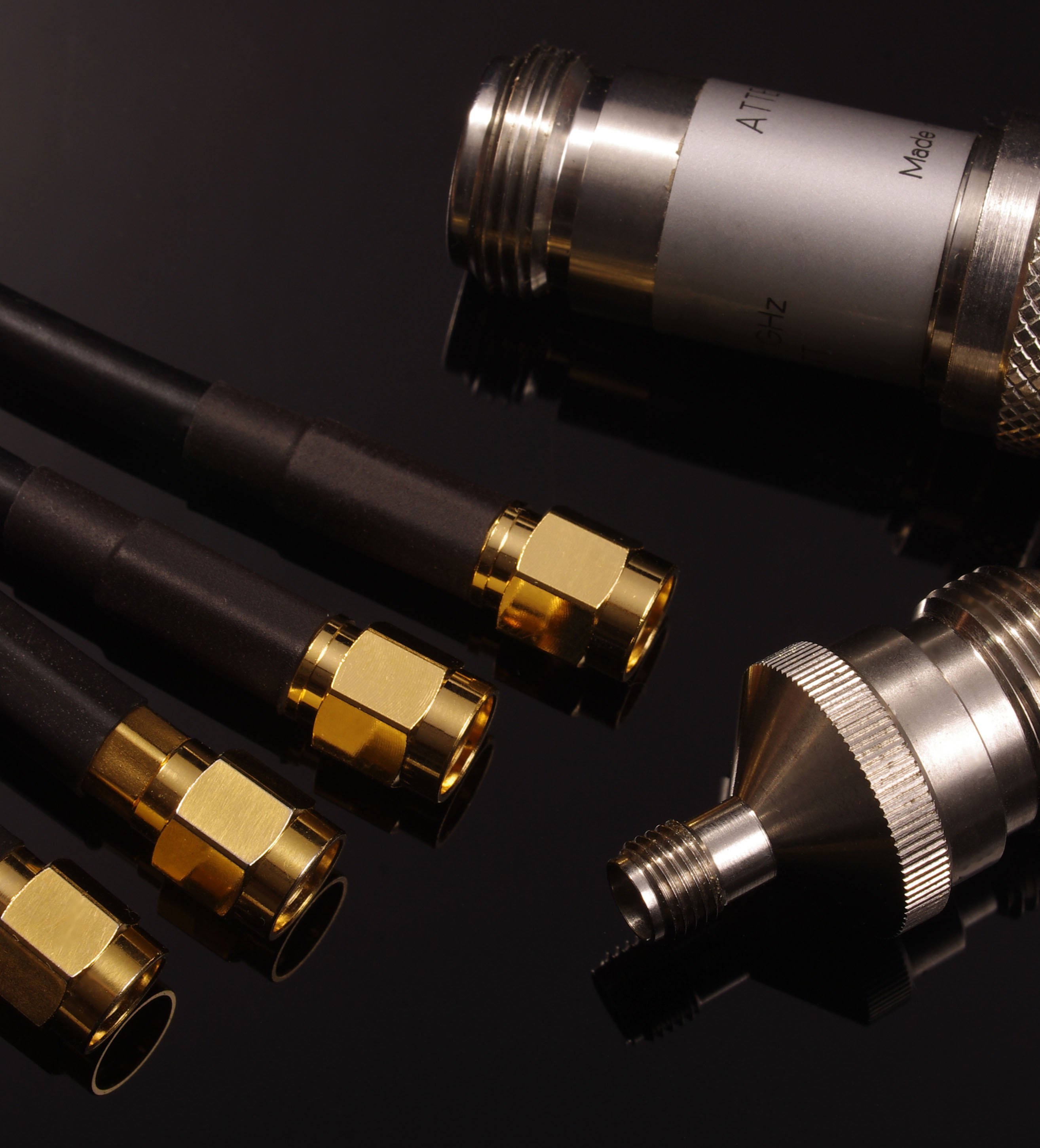 RF Communication cable connectors