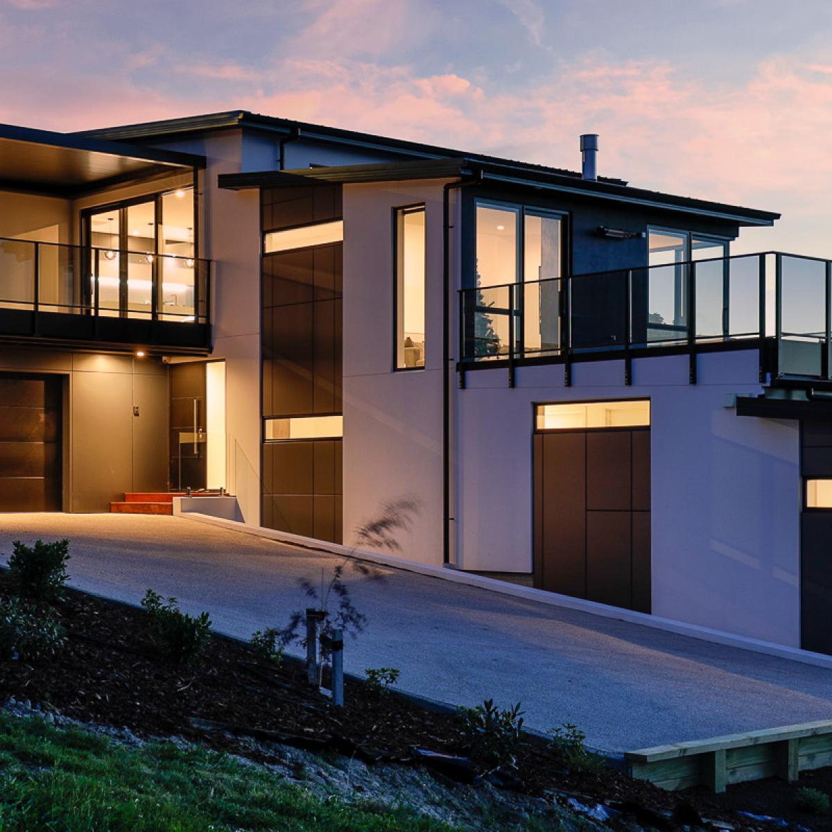 Huddleston Construction Systems home page banner image