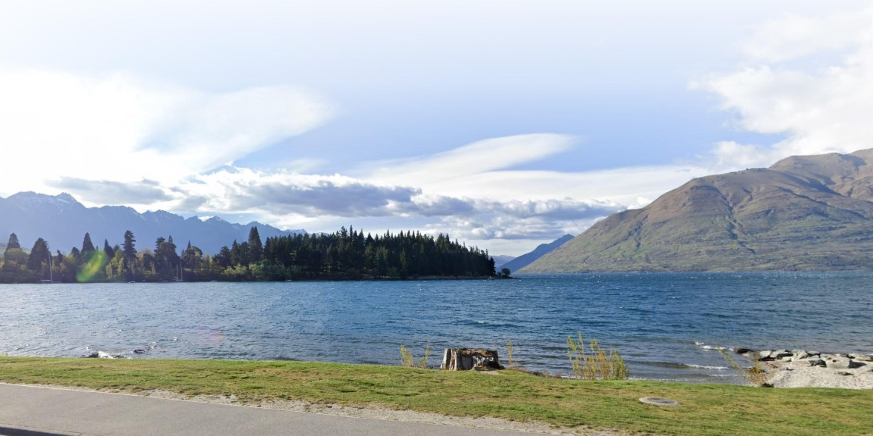 Relaxing Lakeside View from the Dental Chair in Queenstown