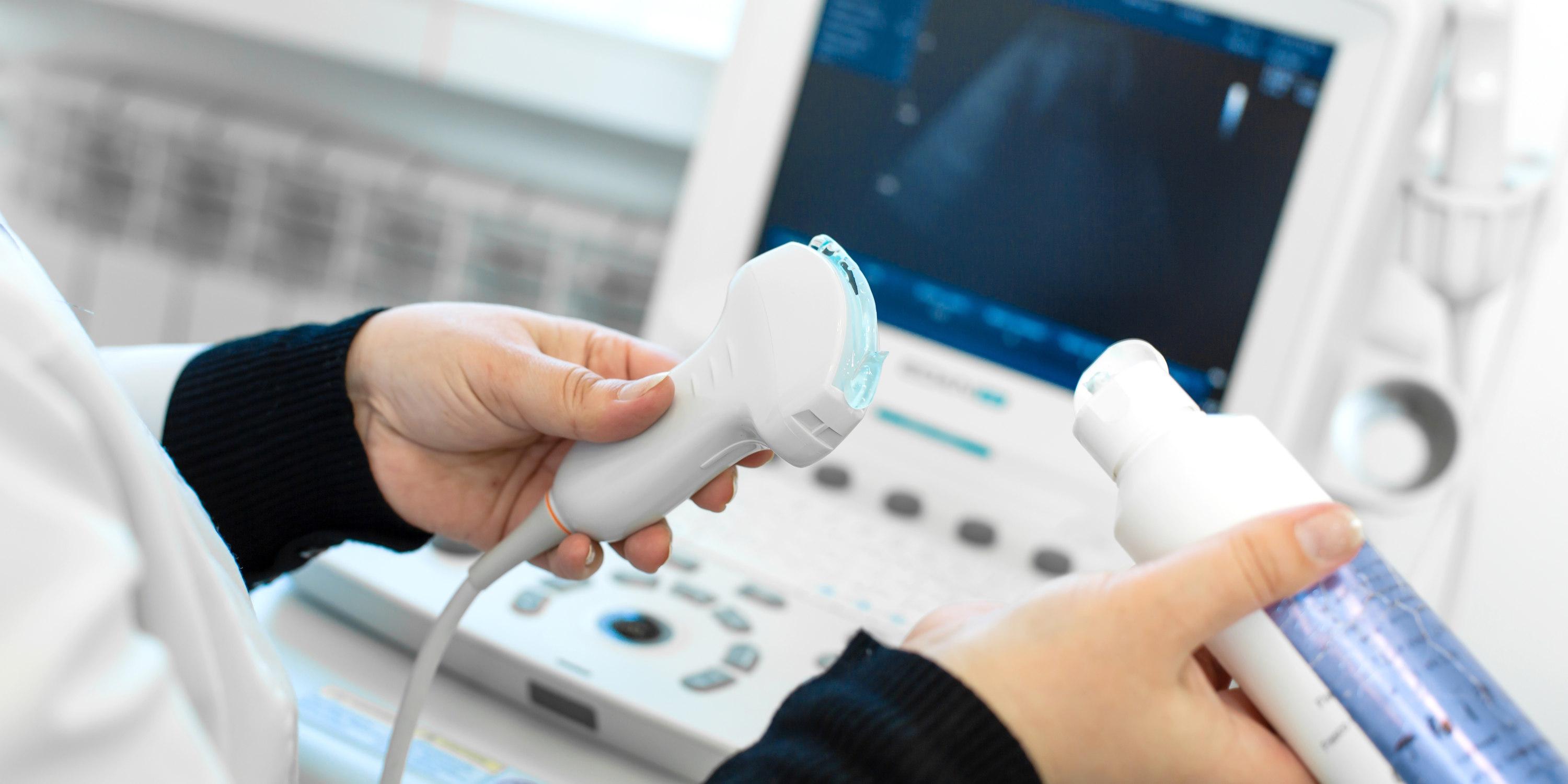 Ultrasound transducer and gel