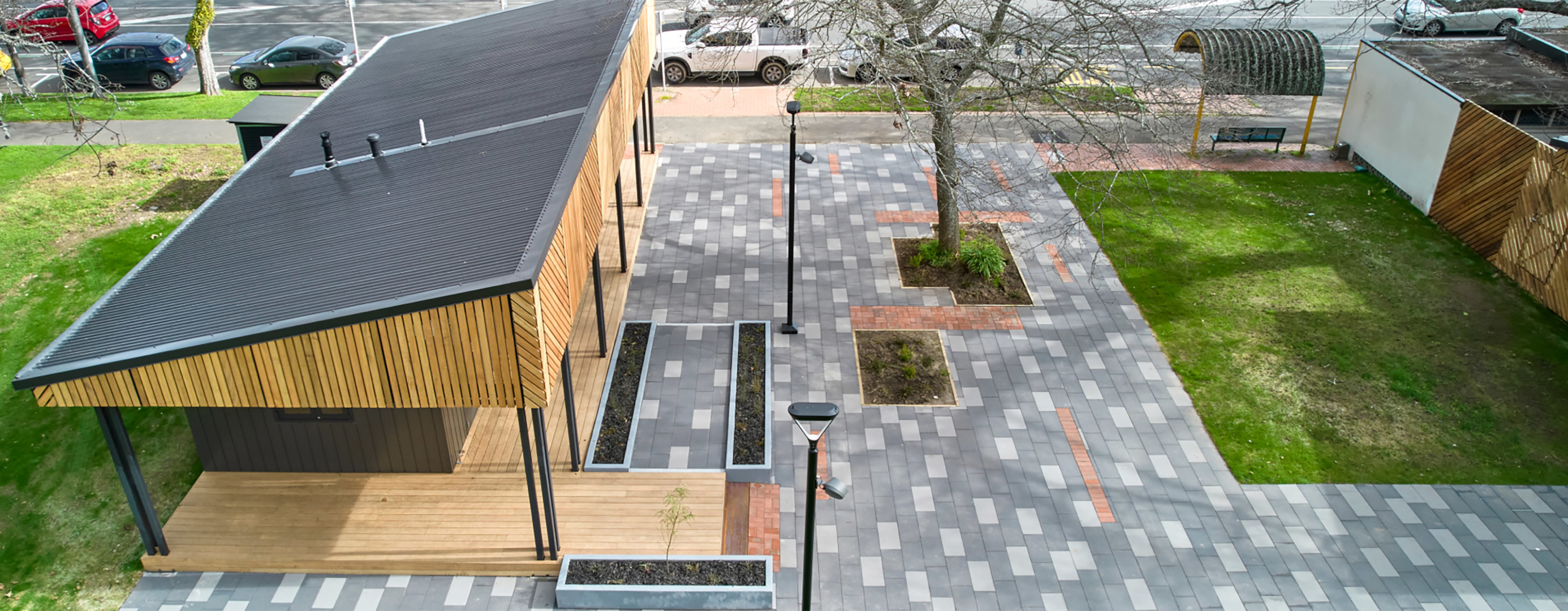 Armstrong Landscape Contractors home page banner image