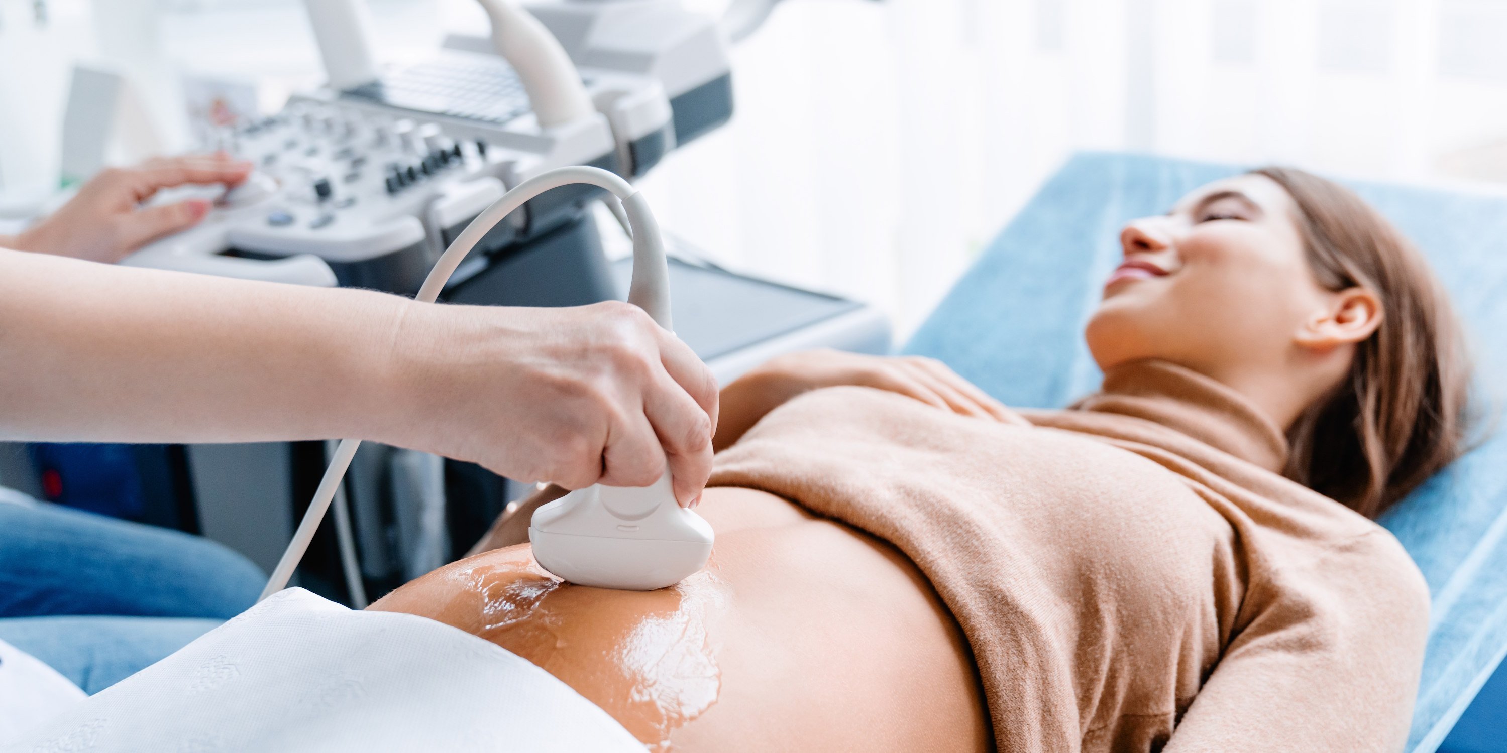 Ultrasound with transducer and gel