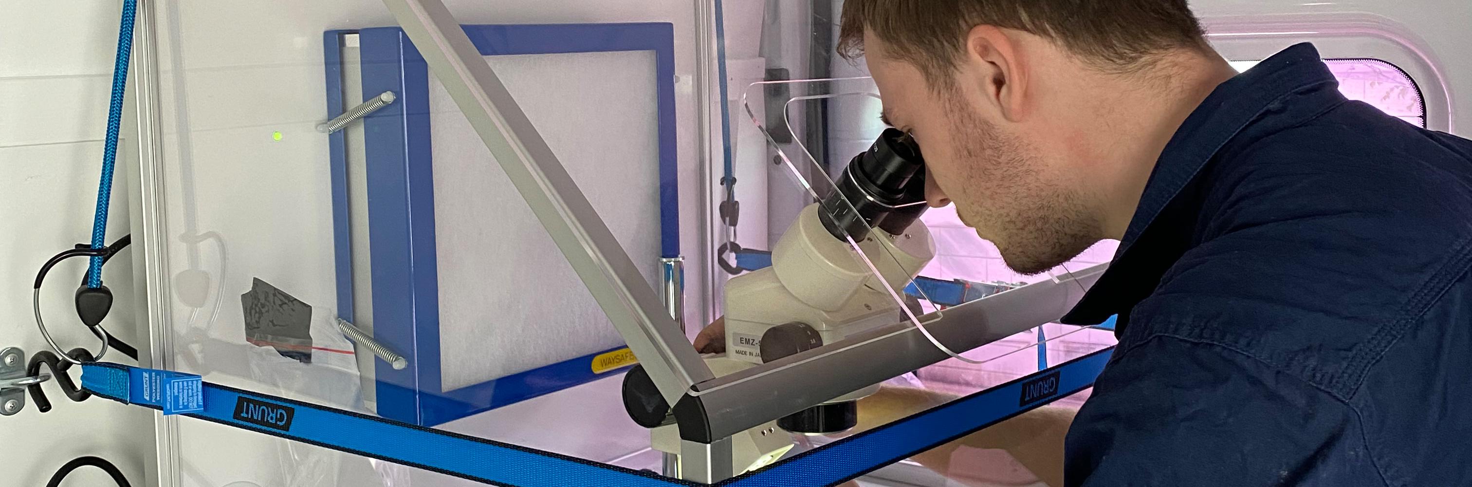 Mobile asbestos testing laboratory Wellington