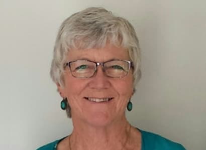 Meryl Bennett - Piano, Keyboard, Guitar, Recorder, Vocals and Ukulele Teacher