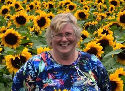 Lisa Adams - Piano, Keyboard, Acoustic Guitar and Ukulele Teacher